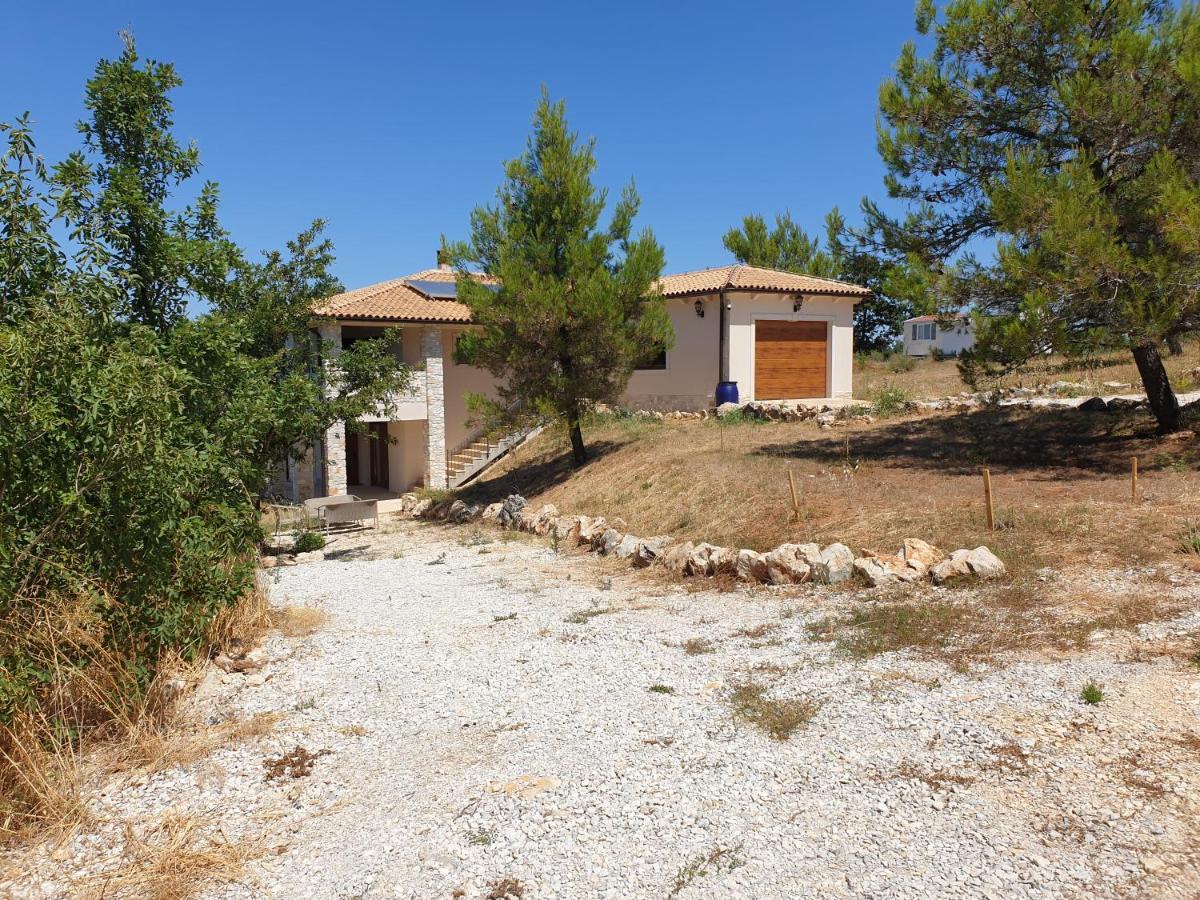 Villa Istra Divsici ภายนอก รูปภาพ